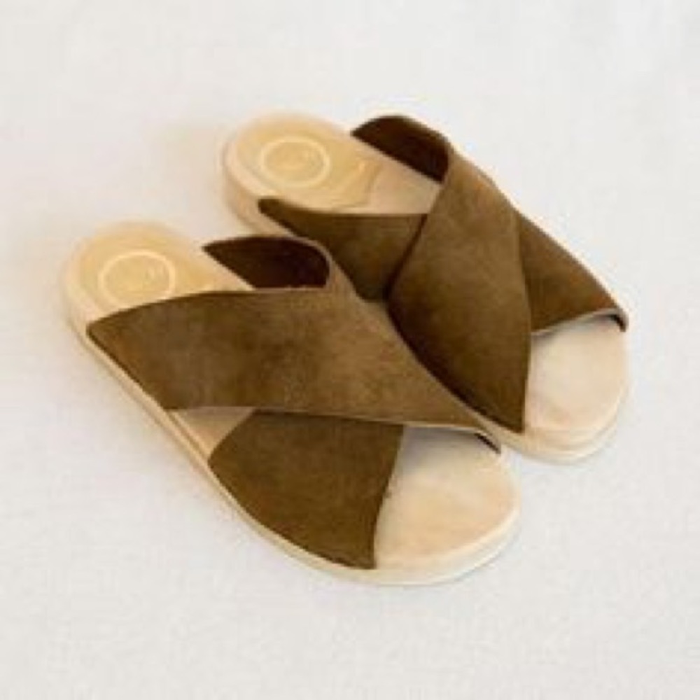 No. 6 Slide Sandals